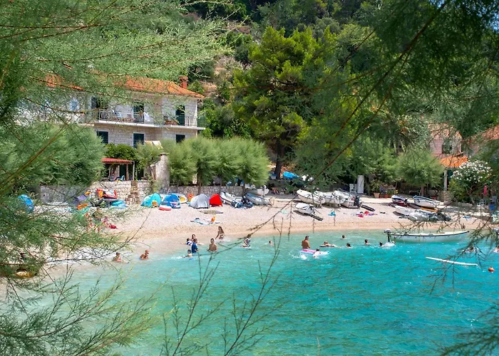 Lovely In Osobljava With Wifi Appartement Osobjava